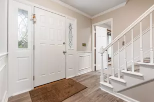 8900 Locherbie Ct, Dublin, OH 43017 - Photo 3