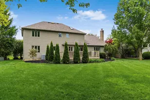 8900 Locherbie Ct, Dublin, OH 43017 - Photo 49