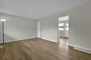 1169-1171 Eastfield Rd, Columbus, OH 43085 - Photo 5