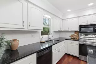 1091 Cross Country Dr, Columbus, OH 43235 - Photo 11