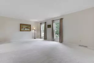1091 Cross Country Dr, Columbus, OH 43235 - Photo 25