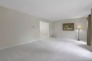 1091 Cross Country Dr, Columbus, OH 43235 - Photo 27