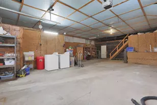 12166 State Route 56 E, Circleville, OH 43113 - Photo 37
