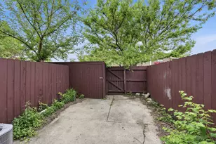 1945 Willoway Cir N, Columbus, OH 43220 - Photo 25