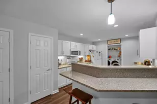 1352 Epworth Forest Dr, Lancaster, OH 43130 - Photo 17