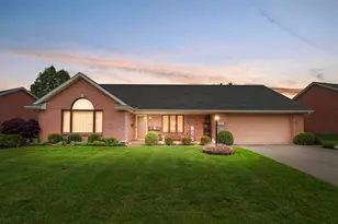 1788 Berwick Dr, Springfield, OH 45503 - Photo 1