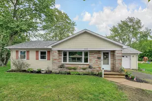 222 Hansberger Ave, Baltimore, OH 43105 - Photo 1