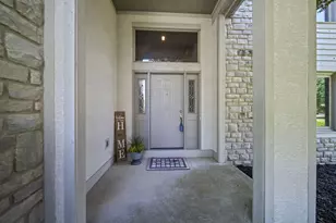 13187 Brandon Cir, Pickerington, OH 43147 - Photo 9
