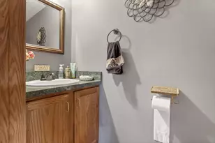 908 Larkfield Dr, Columbus, OH 43085 - Photo 31