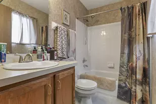 908 Larkfield Dr, Columbus, OH 43085 - Photo 33