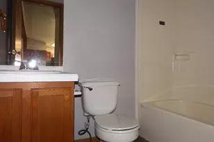 422 Lockbay Rd, Commercial Point, OH 43116 - Photo 11