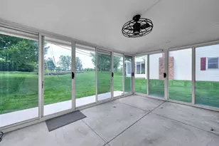 3513 En-Joie Dr, Columbus, OH 43228 - Photo 23