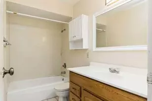 65 E 18th Ave, Columbus, OH 43201 - Photo 5