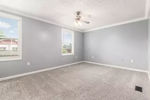 405 E Jenkins Ave, Columbus, OH 43207 - Photo 17