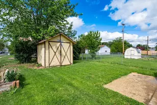 214 W Shields St, Newark, OH 43055 - Photo 21