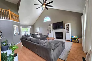7843 Pinehill Rd, Lewis Center, OH 43035 - Photo 7