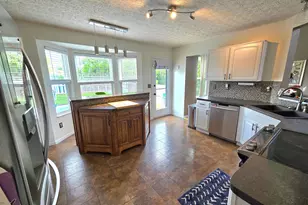 7843 Pinehill Rd, Lewis Center, OH 43035 - Photo 13