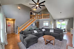 7843 Pinehill Rd, Lewis Center, OH 43035 - Photo 5