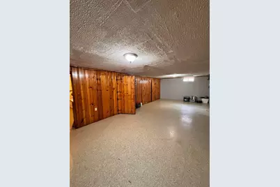 699 Holly Hill Drive, Columbus, OH 43228 - Photo 39
