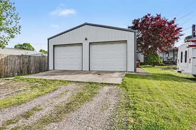 333 E Main Street, Circleville, OH 43113 - Photo 23