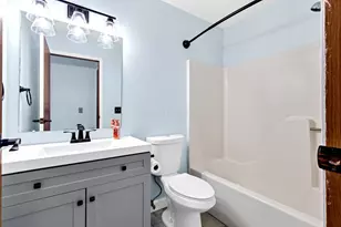 1303 Worthington Creek Dr, Columbus, OH 43085 - Photo 21