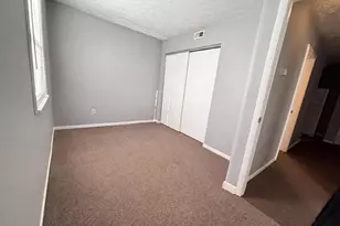 1392 N Summit St, Columbus, OH 43201 - Photo 9