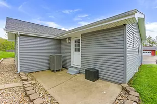 1626 Valley Dale Dr, Logan, OH 43138 - Photo 47