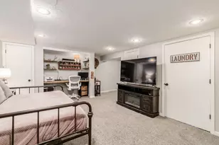 7831 Leaview Dr, Columbus, OH 43235 - Photo 33