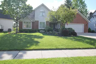 629 Reindeer Ln, Columbus, OH 43230 - Photo 3