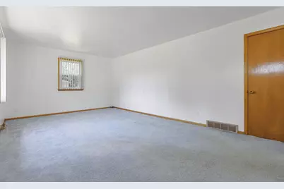 5591 Mason Drive SE, Lancaster, OH 43130 - Photo 9