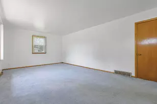 5591 Mason Dr SE, Lancaster, OH 43130 - Photo 9