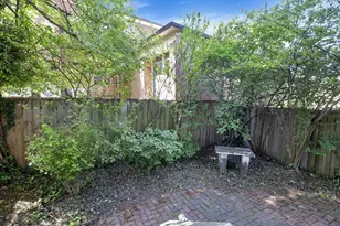 113 E Sycamore St, Columbus, OH 43206 - Photo 37