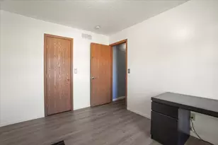 1390 Gray Meadow Dr, Columbus, OH 43223 - Photo 35