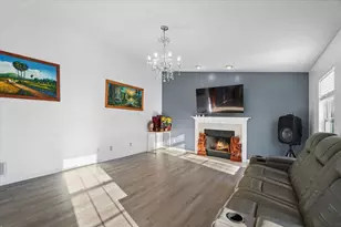 1390 Gray Meadow Dr, Columbus, OH 43223 - Photo 11