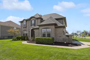 2665 Russell Woods Dr, Delaware, OH 43015 - Photo 3