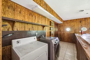1321 S Westwood Dr, Zanesville, OH 43701 - Photo 63