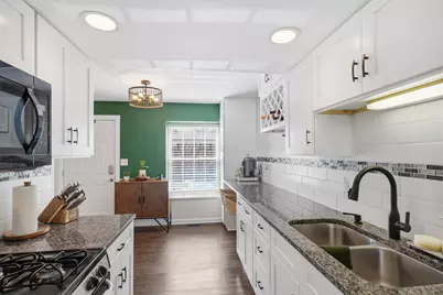 2574 Scioto View Lane #G, Columbus, OH 43221 - Photo 5