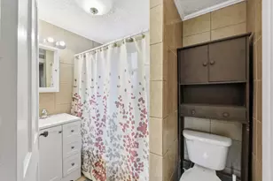 44 E 4th St, London, OH 43140 - Photo 25