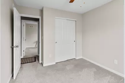 159 Chestnut Commons Drive, Commercial Point, OH 43116 - Photo 9