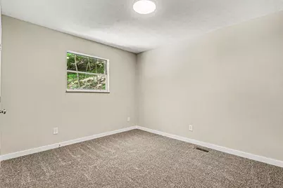 7670 Buckeye Road SE, Sugar Grove, OH 43155 - Photo 13