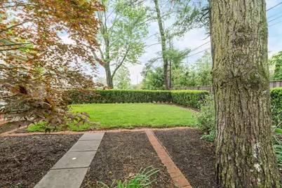 4085 Lyon Drive, Columbus, OH 43220 - Photo 57