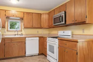 106 W Gay St, Somerset, OH 43783 - Photo 11