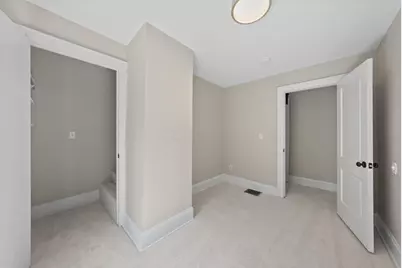 81 W Lakeview Avenue W, Columbus, OH 43202 - Photo 23