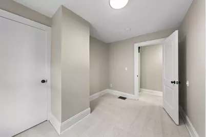 81 W Lakeview Avenue W, Columbus, OH 43202 - Photo 21