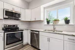 209 S Ogden Ave, Columbus, OH 43204 - Photo 23
