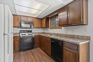 2324 Terrance Dr, Columbus, OH 43220 - Photo 13