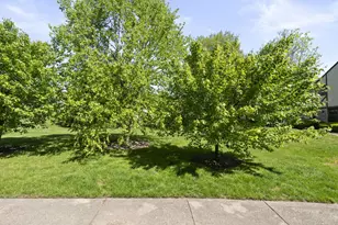 2324 Terrance Dr, Columbus, OH 43220 - Photo 49