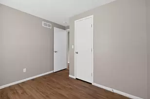 4906 River Trail Ct, Columbus, OH 43228 - Photo 19