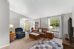 657 Governors St, Delaware, OH 43015 - Photo 7