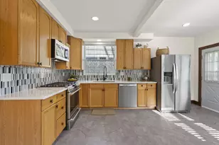 191 Brighton Rd, Columbus, OH 43202 - Photo 13